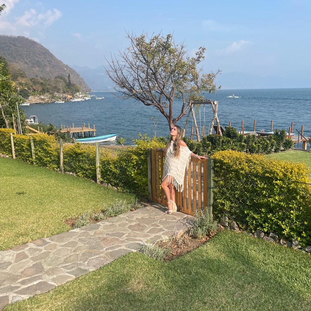 Meet your Posher, Yodalis